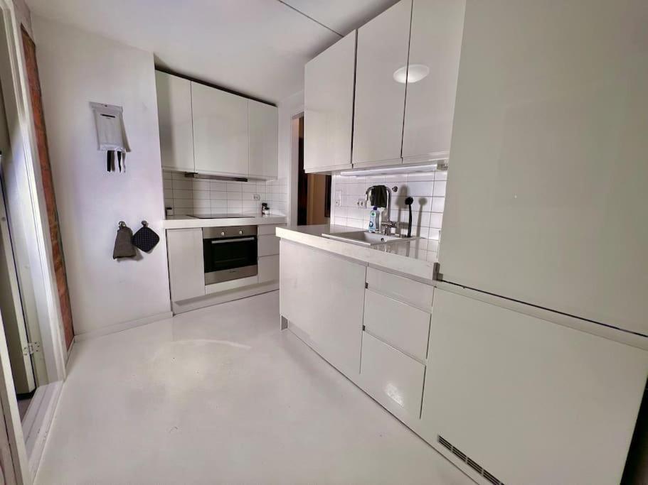 The Green Door H2 Ставангер Екстериор снимка